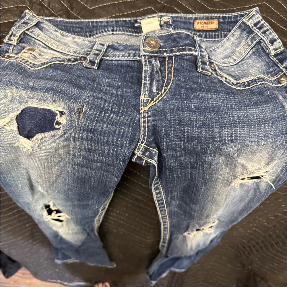 Silver Jeans distressed dark blue boyfriend jeans